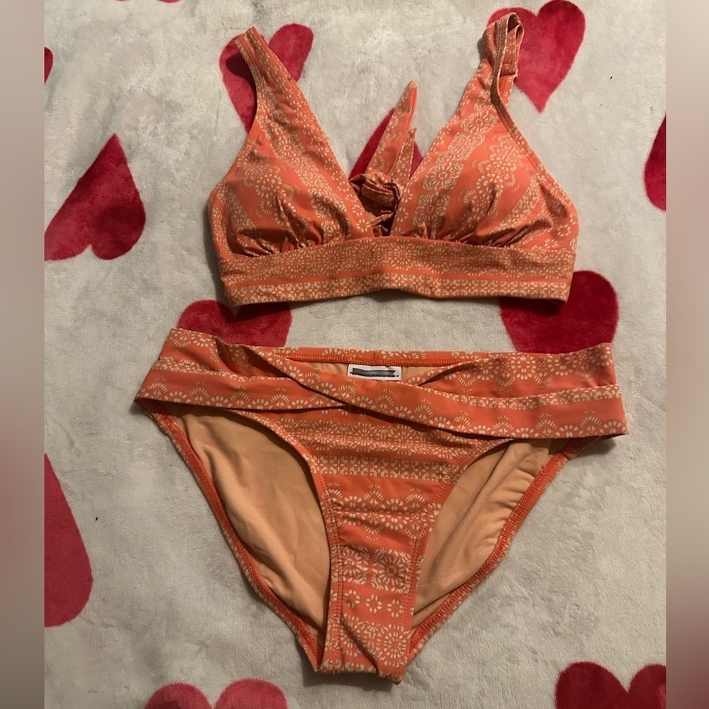 NWOT Robin Piccone Isla Bikini Set - Picture 4 of 10